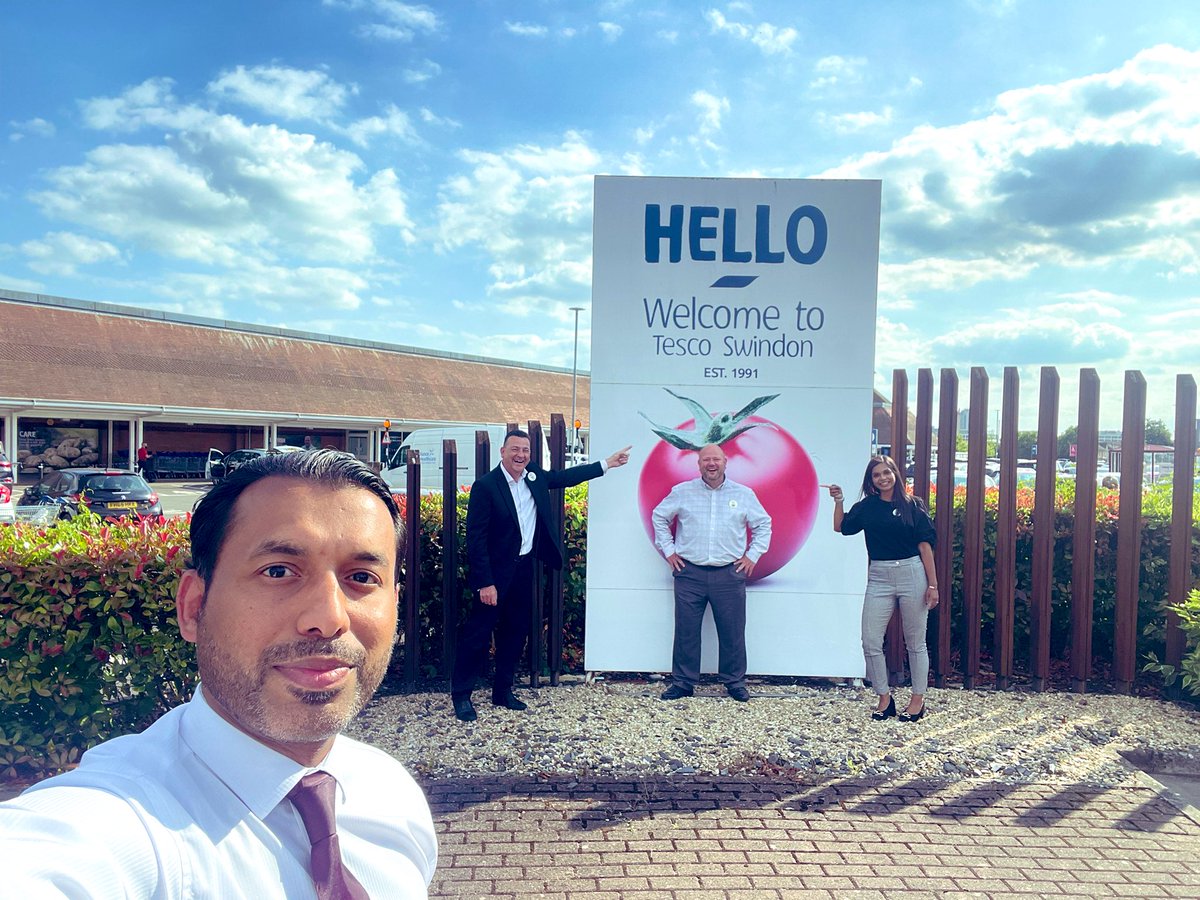 Natascha Aston tweet media