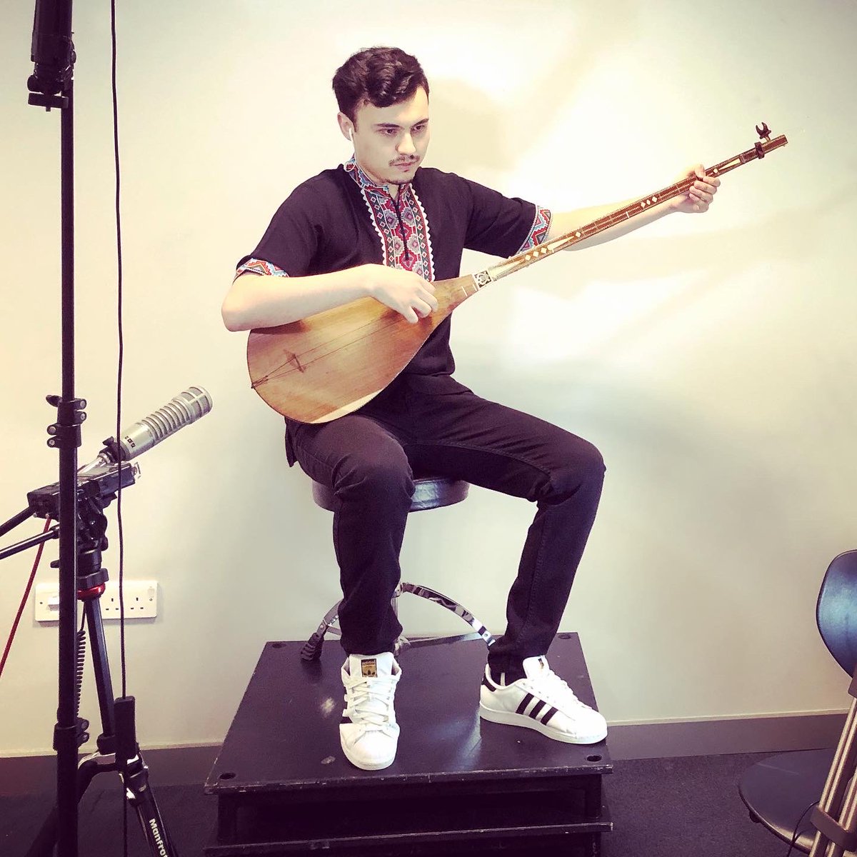AddictiveTV (@addictivetv) on Twitter photo Such great sounds! Fantastic day recording more musicians for Orchestra of Samples! Bass viol, bass recorder, clarinet and the wonderful 2-string dutar from East Turkestan! Thankyou <a href="/LayilBarr/">Layil Barr</a>, František Holčík & Dilzat Turdi!
#orchestraofsamples #letscreate Such great sounds! Fantastic day recording more musicians for Orchestra of Samples! Bass viol, bass recorder, clarinet and the wonderful 2-string dutar from East Turkestan! Thankyou <a href="/LayilBarr/">Layil Barr</a>, František Holčík & Dilzat Turdi!
#orchestraofsamples #letscreate