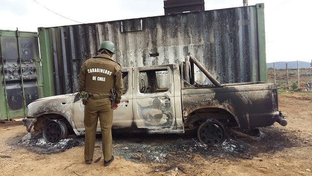 eldesconcierto's tweet photo. 🔴 Muerte de Pablo Marchant: Carabineros habría llegado en camioneta de Forestal Mininco, según testigos ▶ https://t.co/Oa9N4EAgR4 https://t.co/EwvEWhwNDf