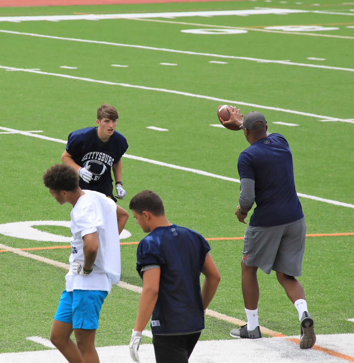 FletcherHammon4's tweet photo. Thanks @CoachMoeBanks for a great camp. I had a great time and received a ton of amazing instruction. Good luck this season, and I can’t wait to be back for a visit. @GburgFB @CoachUlassinGC @coachdicken7 @CoachHoytGC https://t.co/SGA2cLnHYm