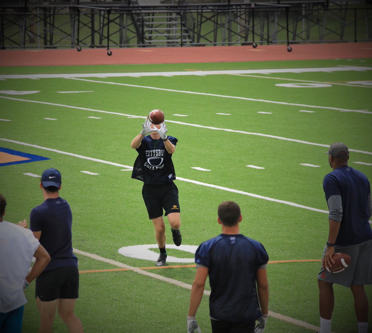 FletcherHammon4's tweet photo. Thanks @CoachMoeBanks for a great camp. I had a great time and received a ton of amazing instruction. Good luck this season, and I can’t wait to be back for a visit. @GburgFB @CoachUlassinGC @coachdicken7 @CoachHoytGC https://t.co/SGA2cLnHYm
