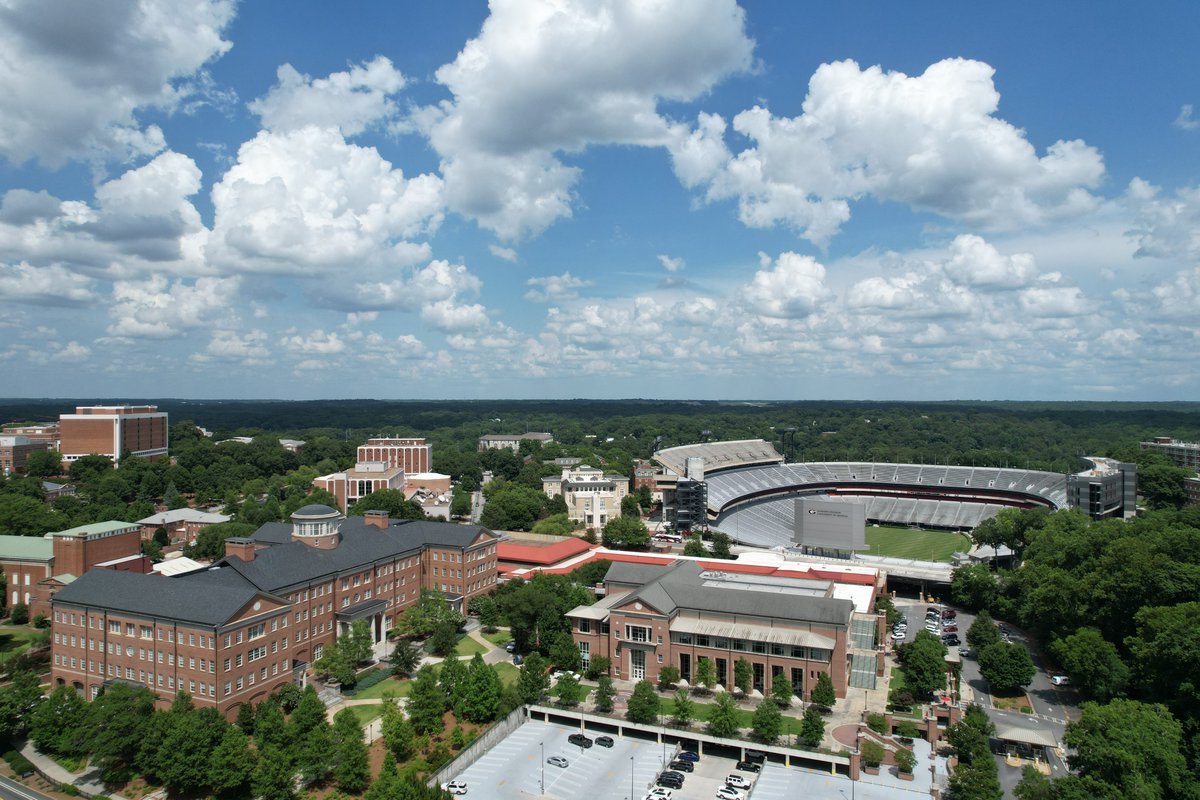 universityofga's tweet photo. Glory, glory! What a great aerial view of campus and Sanford Stadium. https://t.co/wwIdtPiYl5