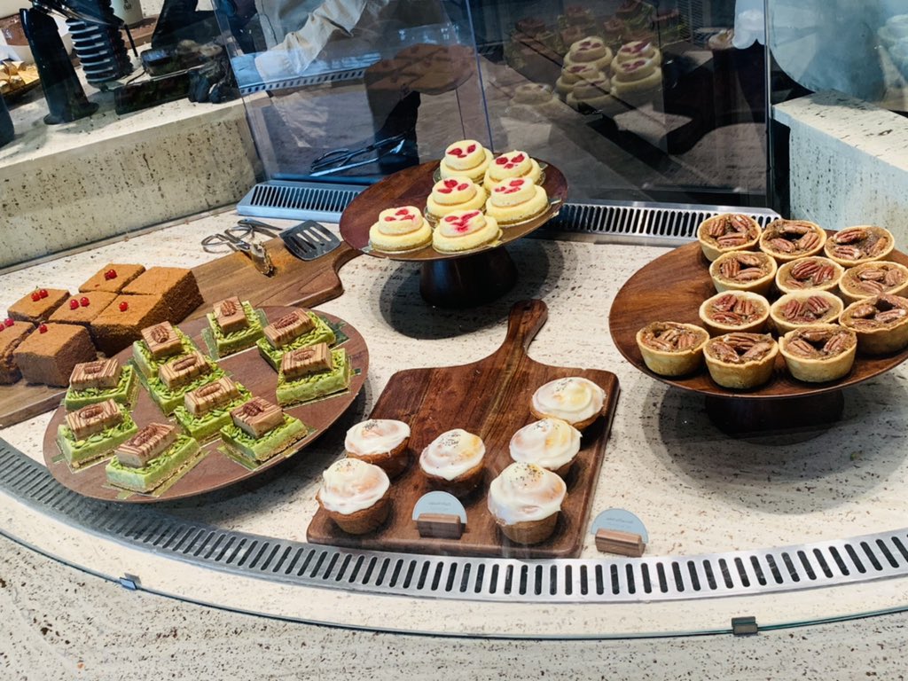 sumbi_rehman's tweet photo. @namq_cafe
Namq signature latte
#SaudiExpatriates #saudiblogger #Influencer #riyadh #blogger #coffee #namqcafe https://t.co/x6ImSaPfF7