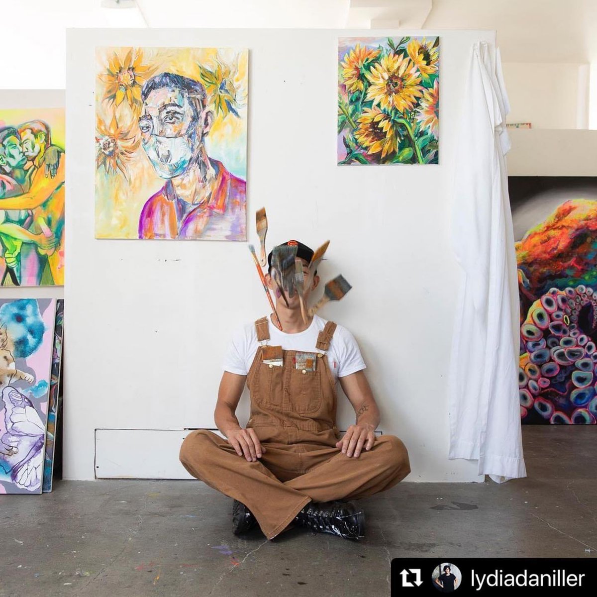 junyartsjun's tweet photo. I’m beyond excited to be featured as one of ArtSpan's Spotlight Artists in the 2021 SF Open Studios online and printed Guide! Thank you @artspansf for the feature. I’m honored I’ve photographed by 
 @lydiadaniller 

#sfos2021  #sfoopenstudios 
 #ArtSpanSF 
#junyang #lydiadaniller https://t.co/lb1VaXrzxd