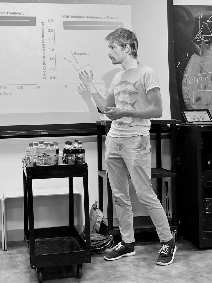 ara_anderson's tweet photo. Today we are celebrating Dr. @StroblMAR recent @OxUniMaths DPhil success #AndersonLab. Pizza &amp; drinks in the #collaboratorium and an extended discussion of Maxi’s thesis! https://t.co/1WVCbXTxul