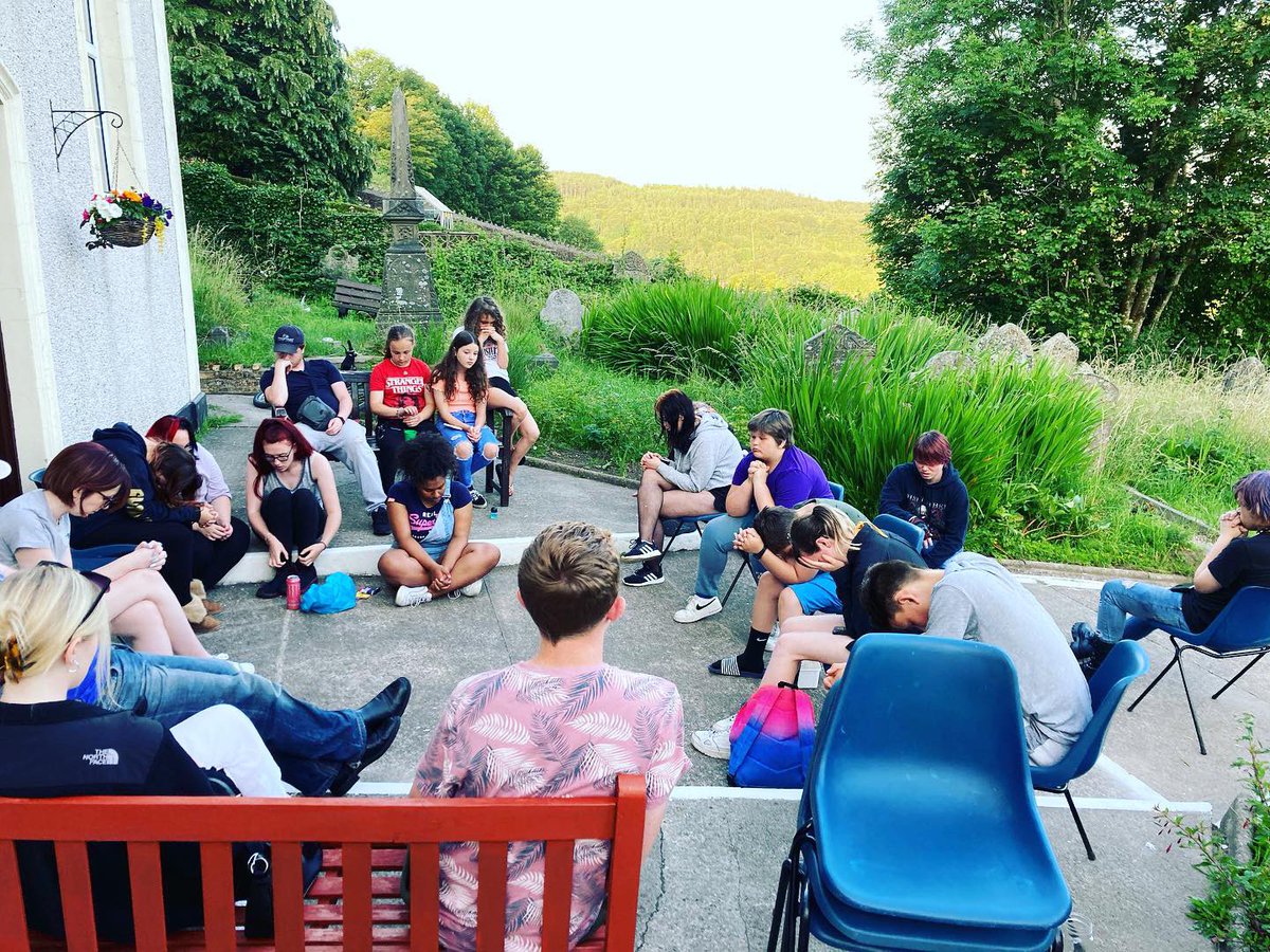 NoddfaJohn's tweet photo. Our amazing youth setting the world to rights!

Great conversation and a time of prayer!

#youth #valleys #wales #Jesus #torfaen #torfaenrocks #jesuslovesyou #LoveWins https://t.co/Y4m8V1ZVcf