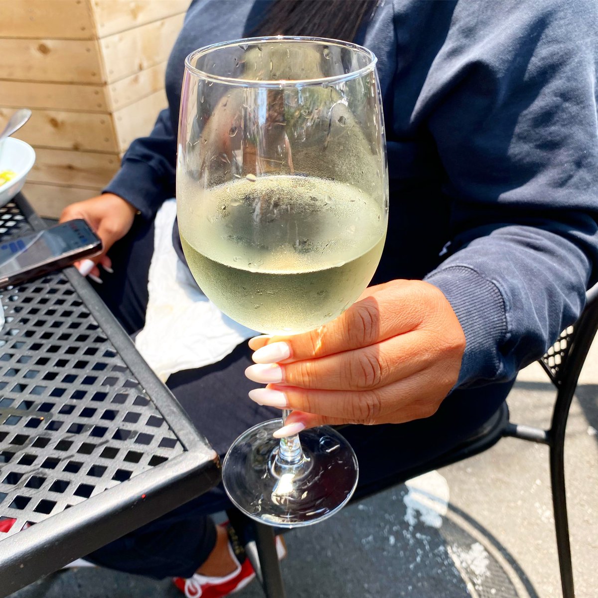 EngineCo28's tweet image. Cheers to the weekend! Have you tried our new wines? The Better Half Sauvignon Blanc is crisp and refreshing on a hot summer day! 💛 @thebetterhalfwine #enginecono28 #dtla #betterhalf #winenot #weekendvibez