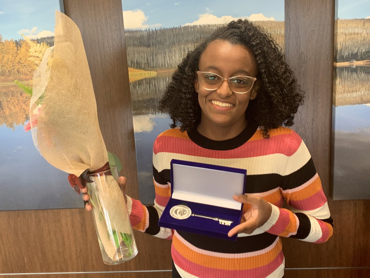 Today we were proud to be a part of the ceremony where Maryam received a key to the Region from the Mayor! What a great honour for her! Way to go Maryam <a href="/FMPSD/">Fort McMurray Public School Division</a> #ymm