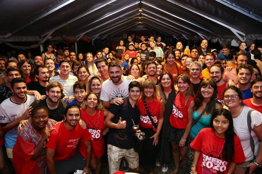maga_nu's tweet photo. Somos de la gloriosa Juventud Socialista 🎶 ❤
#RecuerdoJS ✊🌹
#CongresoJS
#10AñosOrganizados
@JS_Argentina https://t.co/OfqvR0SiO9