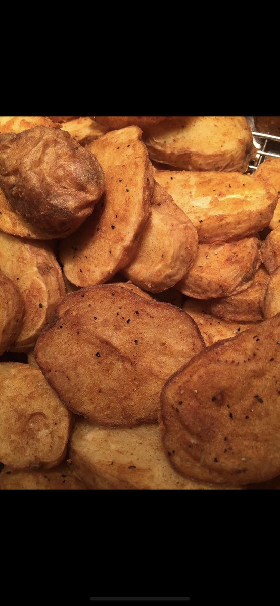 いちい 26 ﾊﾝﾋﾞｼﾞｪの冷麺とチャンジャ シェーキーズのカレーにポテトのせたやつ パンプキンチュロス 池袋タカセのコッペパン 池袋 池袋 舞浜 池袋めにう