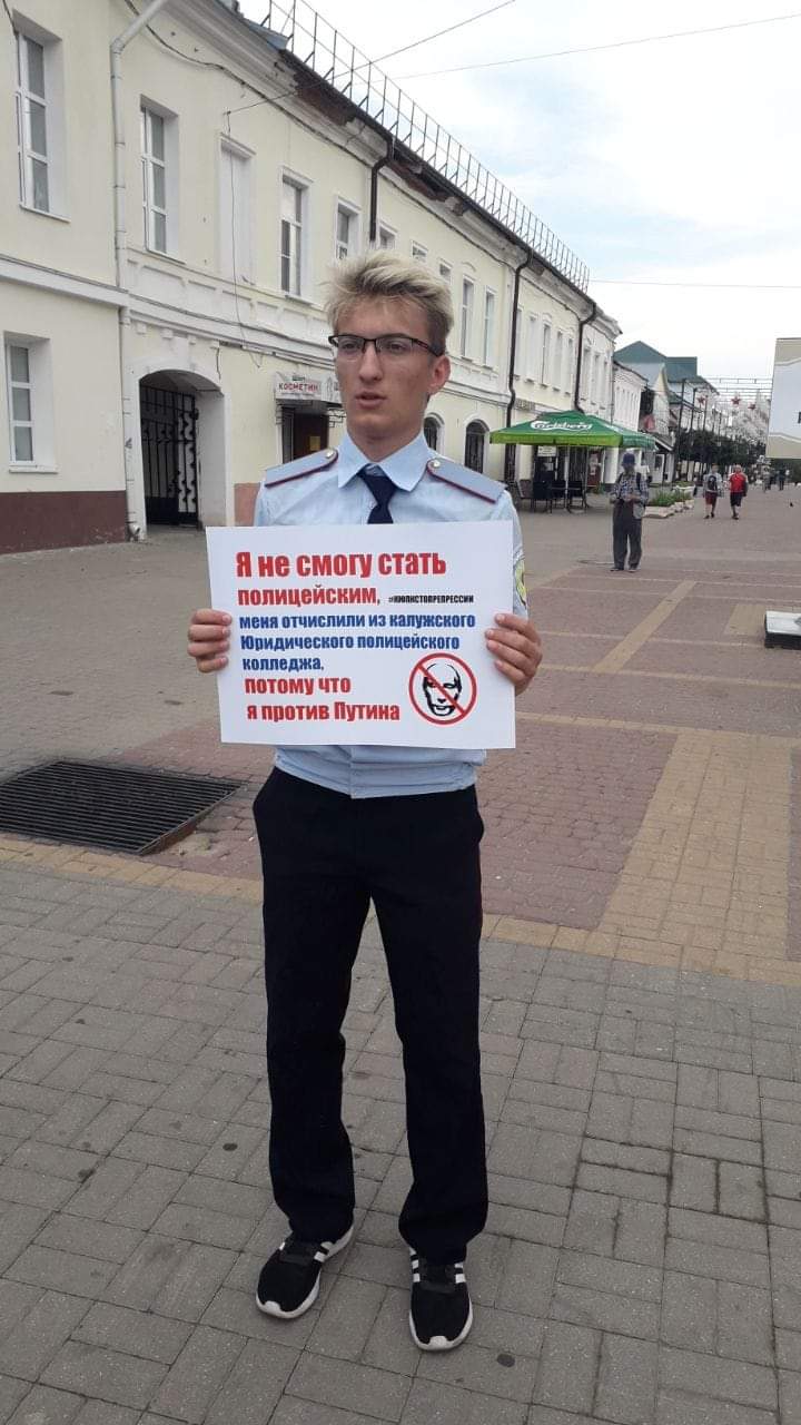 E6crHJDX0AEIcKJ?format=jpg&name=large