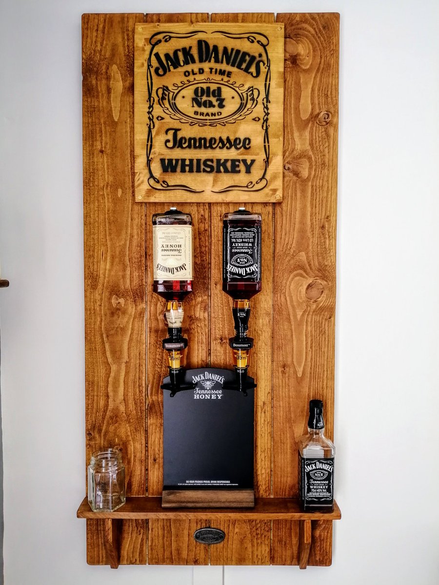 Kept my mind busy during lock down, just finished my #Peakyblinders #TheGarrison bar. Cheers 🥃