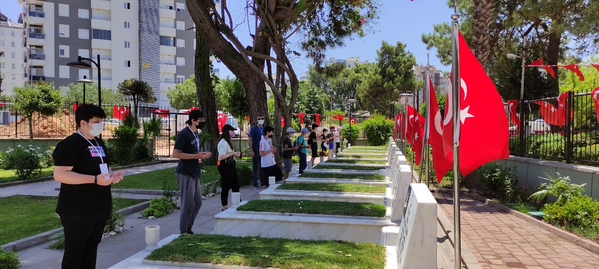 SenerolMerve's tweet photo. #Bizanadoluyuz projesi ile Isparta'dan gelen ogrencilerimizle guzel sehrimiz Antalya'yı gezerken hem eğlendik hem #Gonulbagi etkinlikleriyle içten kardeşlikler kurduk🥰💕iyi ki geldiniz canlar🌺😍 sizi özleyeceğim😇 https://t.co/C07BtZEw3S