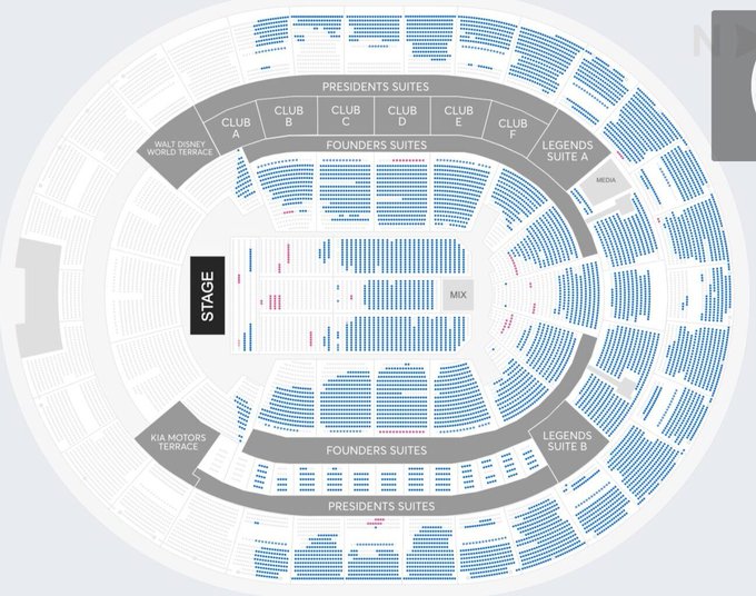 PaddockEyes's tweet photo. @BillOReilly Who is going?

Nobody!

Blue dots are available seats. https://t.co/kFXWJWmyS7