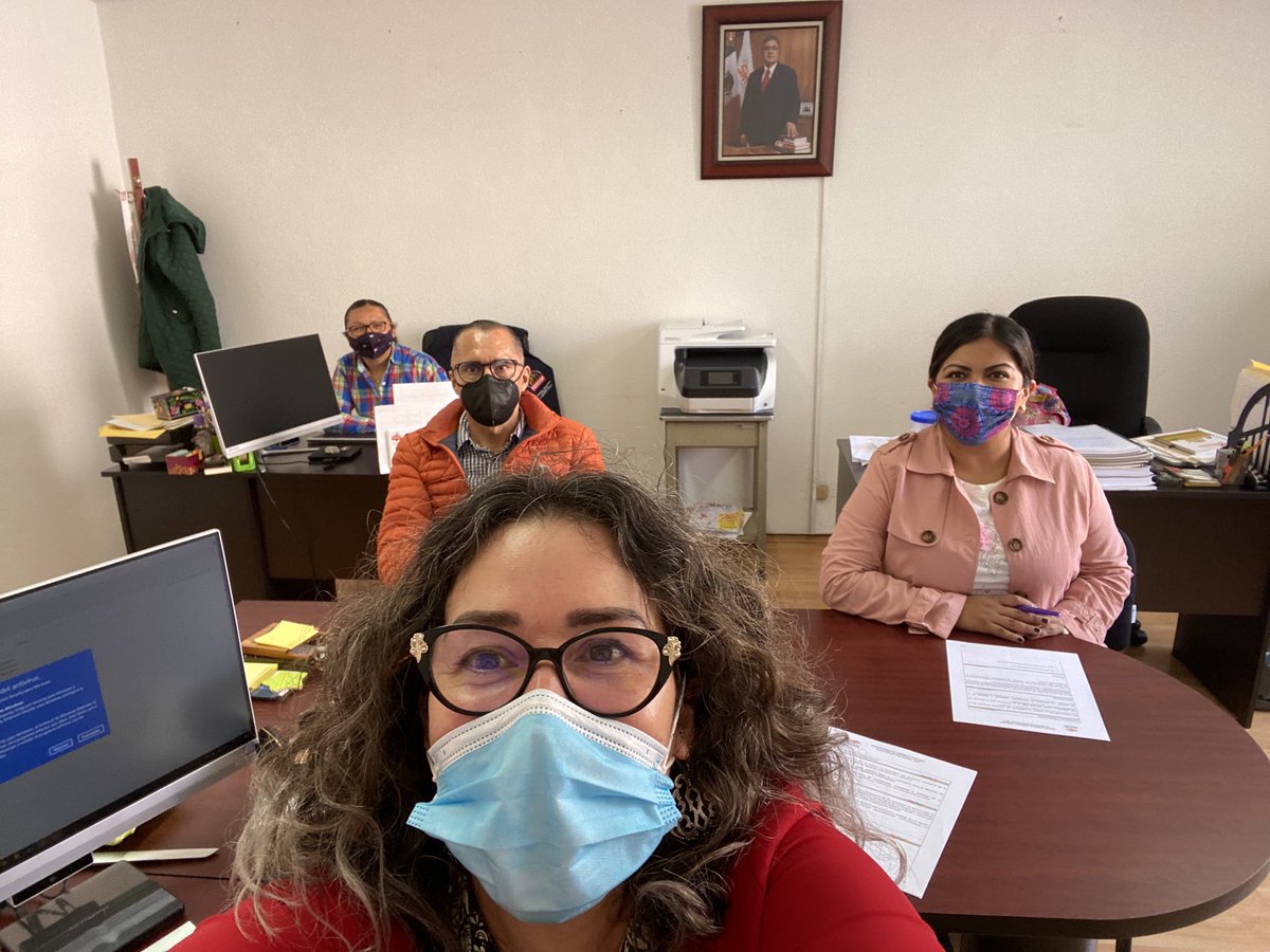 Por hoy nos despedimos, Palomilla. Fue una buena semana! Gran descanso para todos, desde acá: ⁦<a href="/valenzo14/">Otilio Valenzo Romero</a>⁩ ⁦<a href="/PaulinaValver17/">Ingrid Paulina</a> @maggye24 ⁦<a href="/palomitarelowde/">María</a>⁩ 💜Con ⁦<a href="/agusaviles1/">Agustín Avilés</a>⁩ 🇲🇽