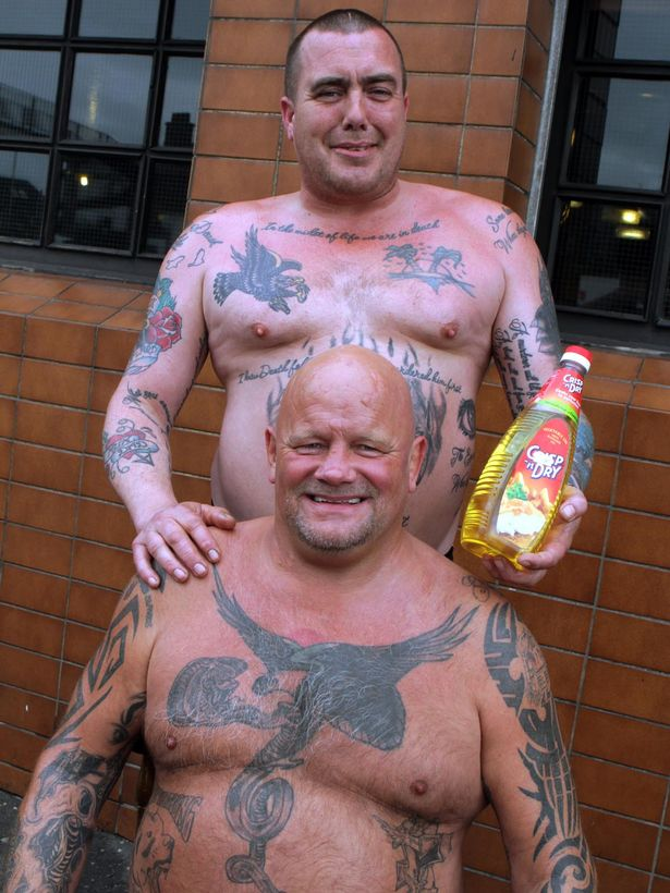 LeakyJrs's tweet photo. Right, who's ready to get Leaky? #uklocation #chippy #liverpoolincident https://t.co/ZLpzsTkRtD