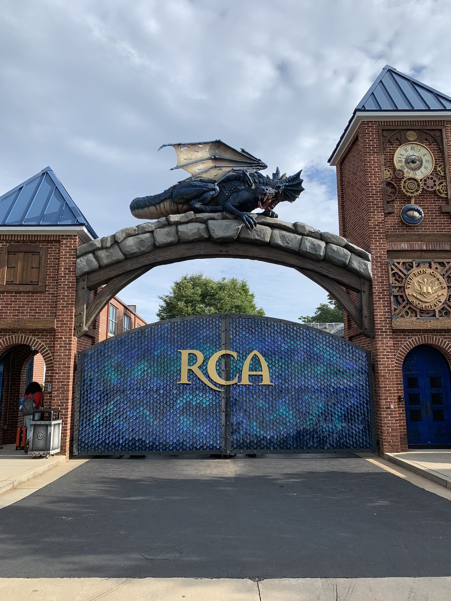 What an amazing experience. The <a href="/ronclarkacademy/">Ron Clark Academy</a> is a magical place  filled with amazing staff, students, and techniques. Walking away w/ so much knowledge and motivation to push @AspireInskeep to the next level @CHeatonPhD @mrleo_daRebel <a href="/MsJAyala/">Jocelyn Ayala</a> <a href="/AspireLAschools/">Aspire LA Schools</a>