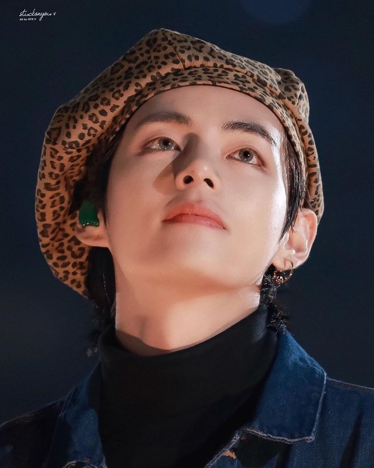 chu19002837's tweet photo. Sorry, not sorry #JISOO #TAEHYUNG https://t.co/3GxJocYMDF