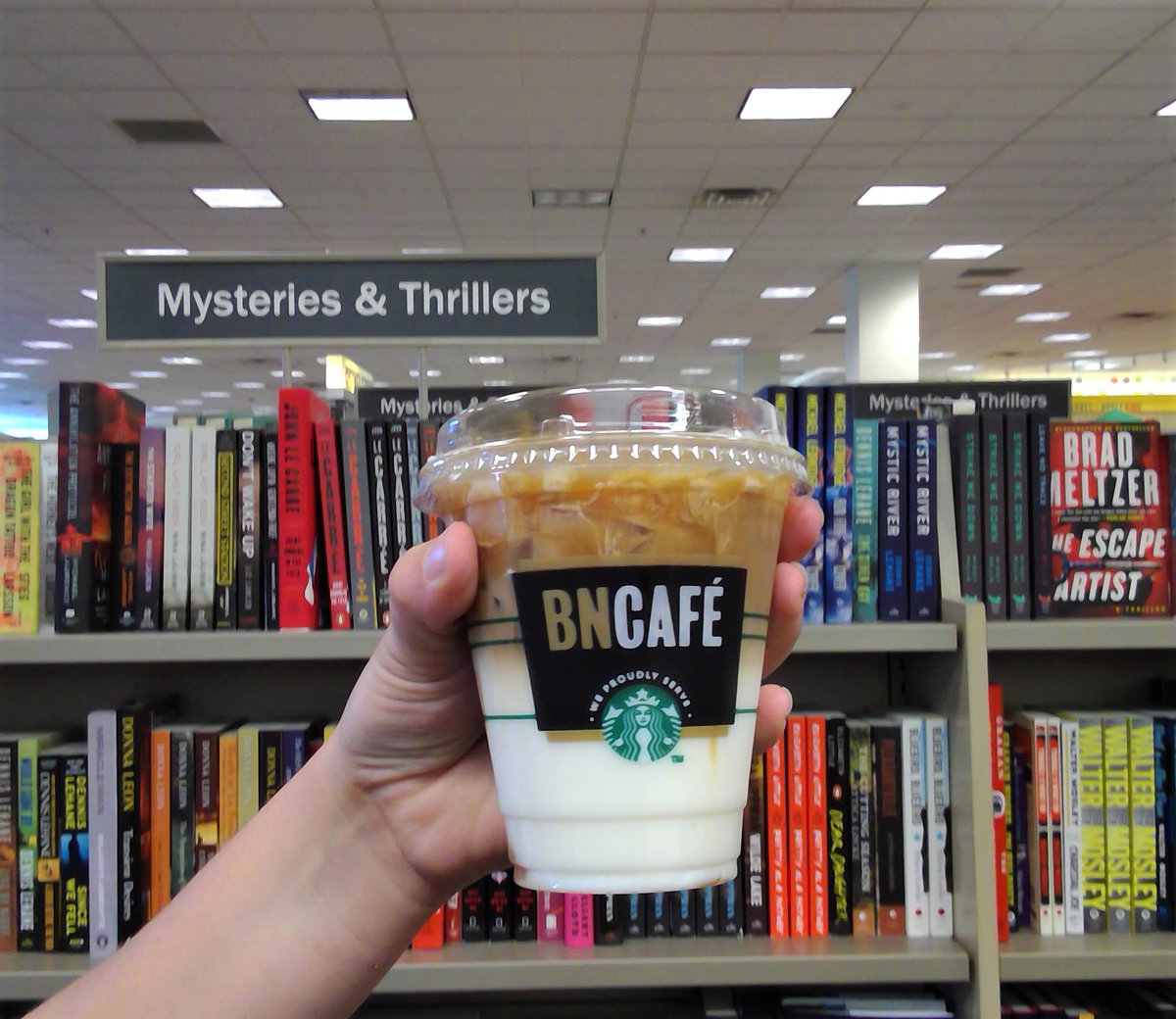 BNFlagstaff's tweet photo. Sip, sip, hooray! Nothing beats a drink from the B&amp;N Flagstaff Cafe! #bnflagstaff #brewtiful https://t.co/mBXoOxC4El