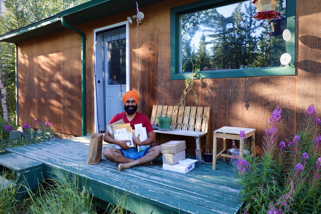 I came home after 3 weeks. 🍃
Your so many handwritten letters were waiting for me. 🍃
I met and read them with all my heart. 🍃
Dear people, how will I return the pure love you send my way! 🍃
I am humbled and touched 🍃
🙏🏽❤️