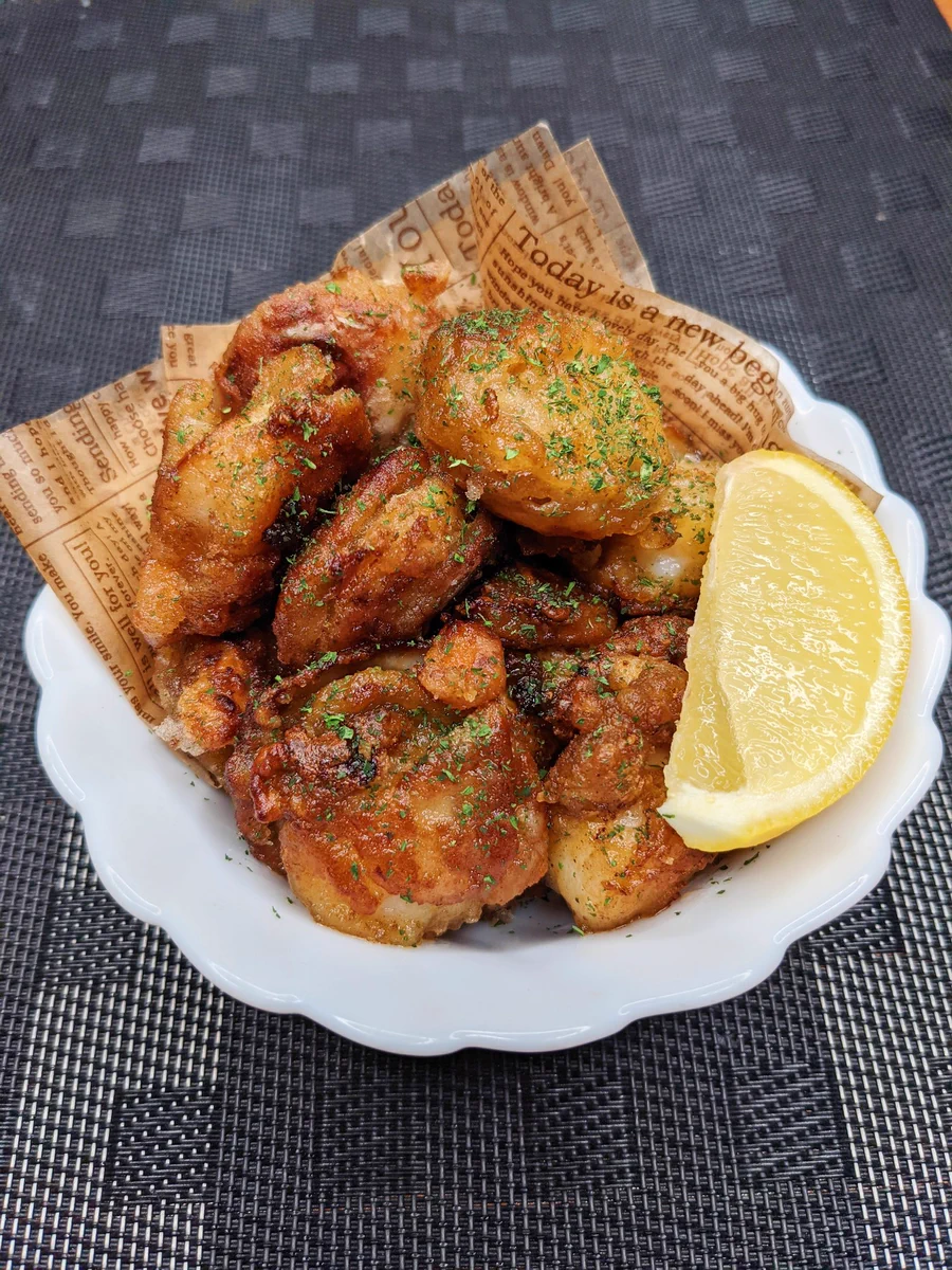鶏肉では味わえない新食感が楽しめちゃう？！ホタテを使った唐揚げレシピ！
