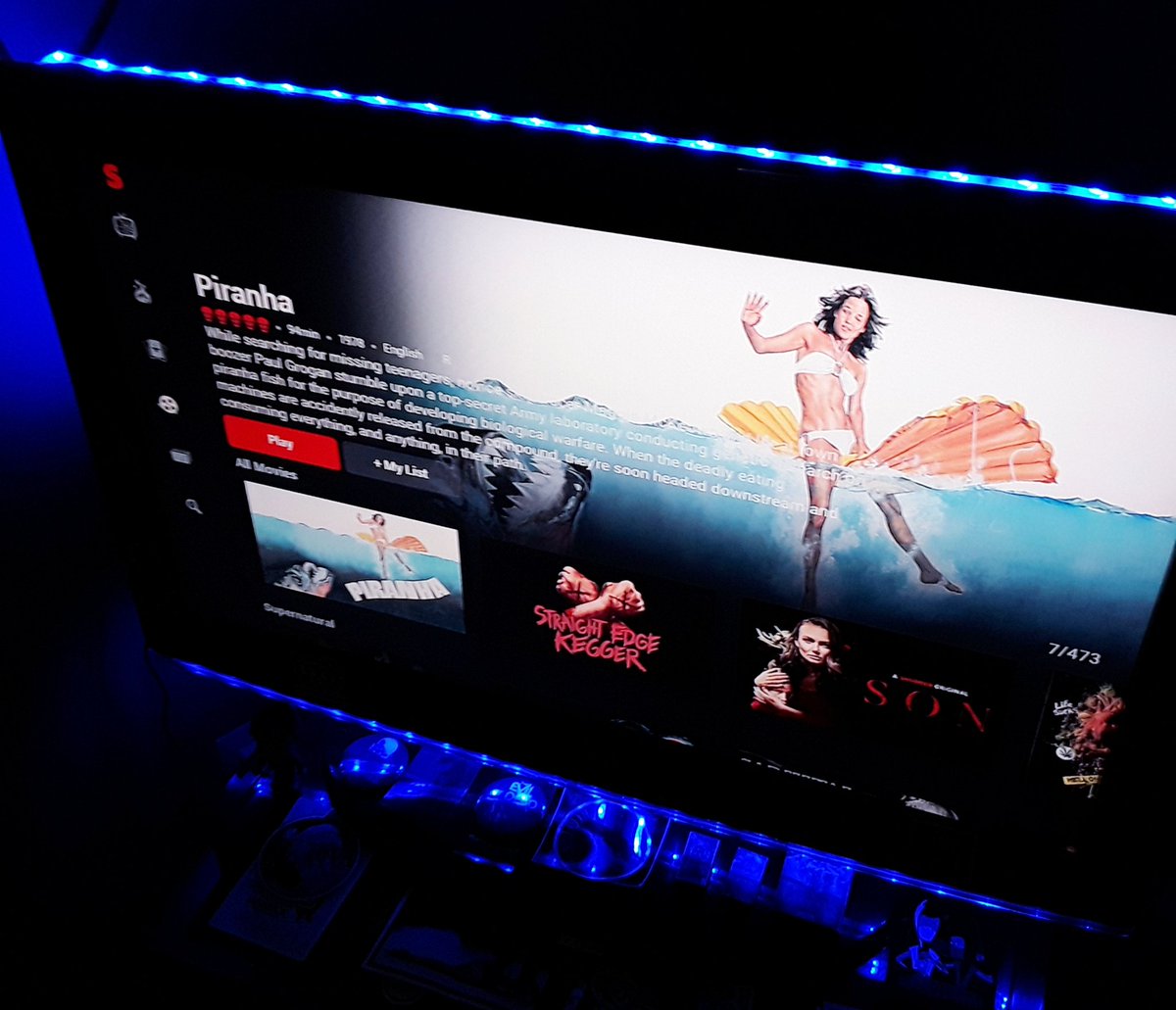 BrandonRimes3's tweet image. PIRANHA 
#FirstFeature #DriveInMovieNight 
@SpookyCelestial @BatQuinn5801 @hope7310 @BadBrittni @AussieGuy @kinky_horror @kreepazoidkelly @Kellimaroney @SetDarcyFree @badtechno @abhorrently_urs @marixapanda @Sinnful_Redhead @beautylivingded @Heck_Atomic @madmaxhorrorfan