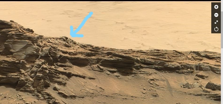 ObjectsU's tweet image. If you saw yesterday's tweet about a possible Snake/Worm like creature imaged by Spirit Rover then this from Curiosity is rather mind blowing...yet another possible creature among the rocks...really LOOK at this.