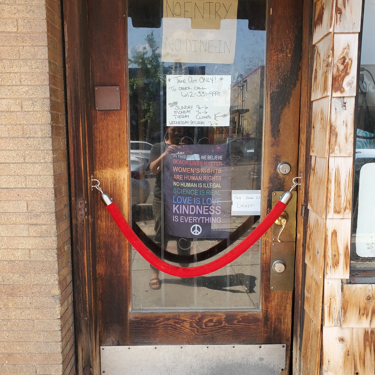 Al's Breakfast tweet media