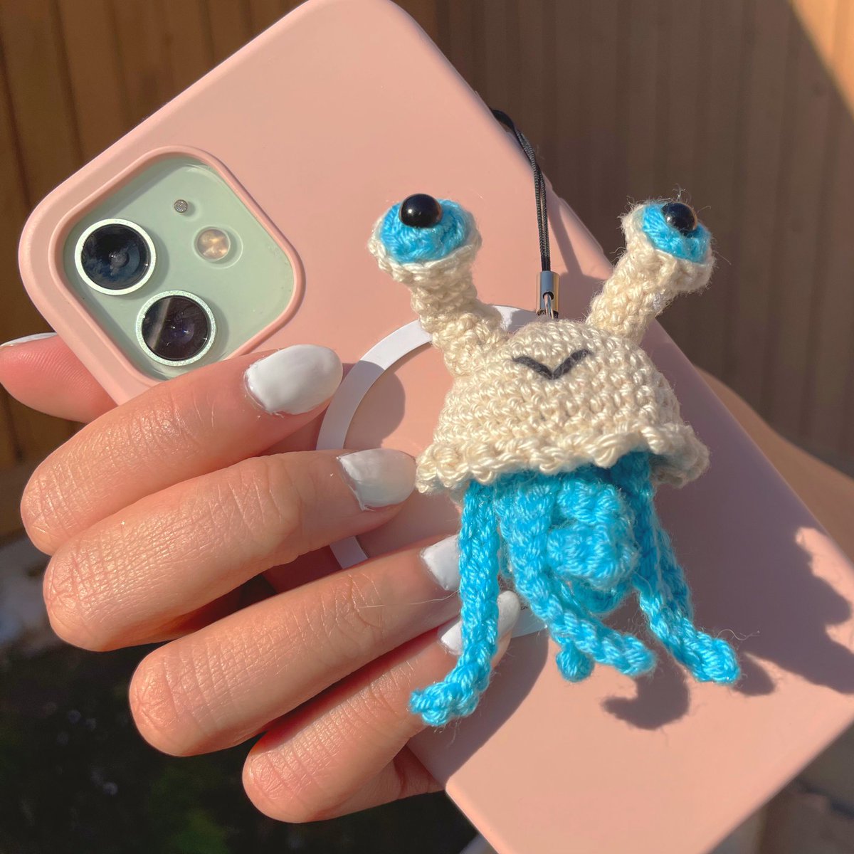 Good morning all! It’s super gloomy today in Toronto but this little #flumph managed to find a few rays of sunshine! #dnd #dnd5e #ttrpg #trpg #crochet #amigurumi 

instagram.com/p/CRZ_HW_LNkF/…