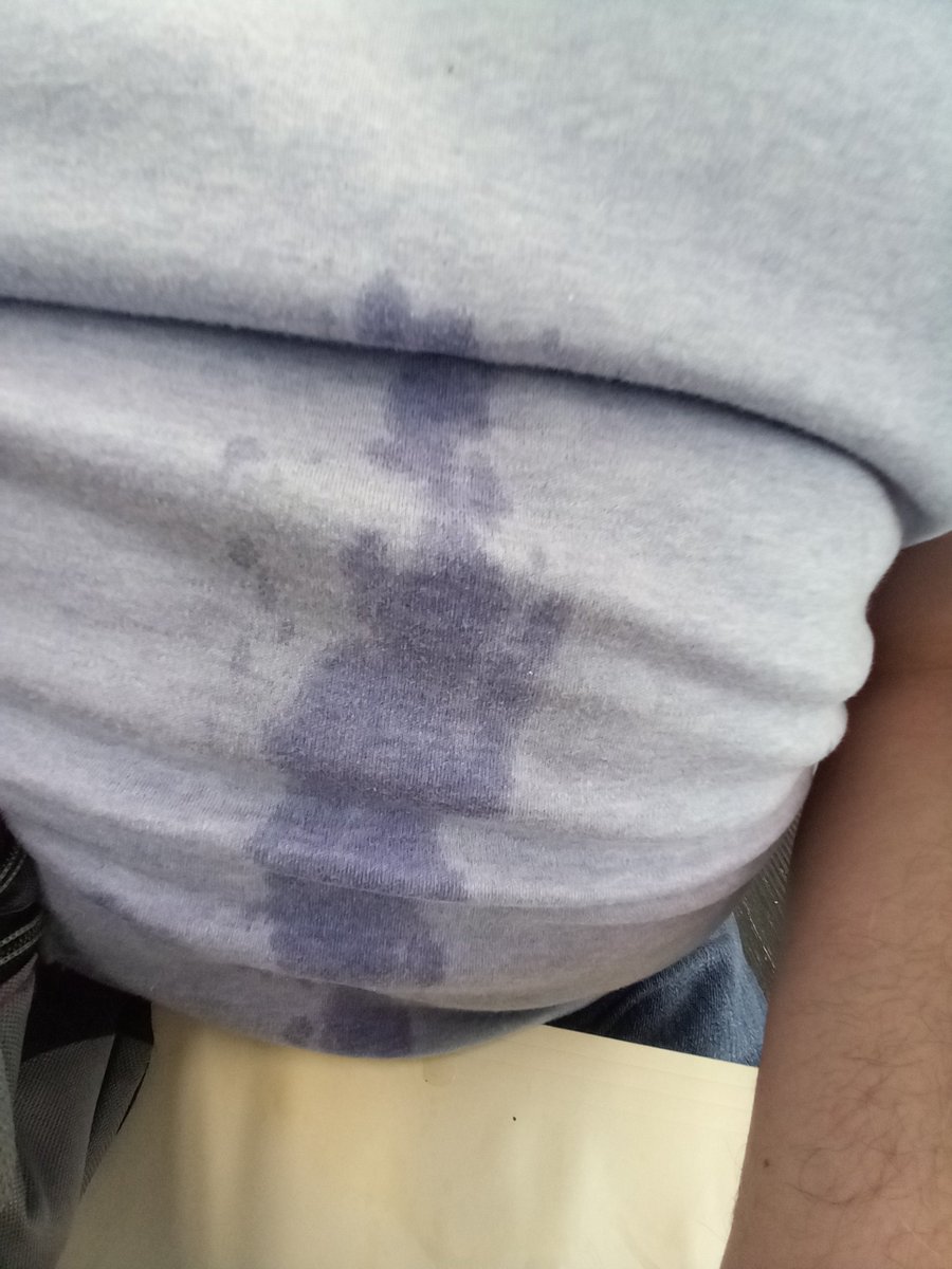 eo1971's tweet photo. @METROHouston @METROHouAlerts Bus #5847, 161 Wilcrest Express, 6.45 p.m., going outbound, is dripping water from the AC vents. I got my shirt wet, and there's a big puddle of water on the seat. Please attend to this matter when the bus stops circulating for the night. Thank you. https://t.co/TujFt4JCau