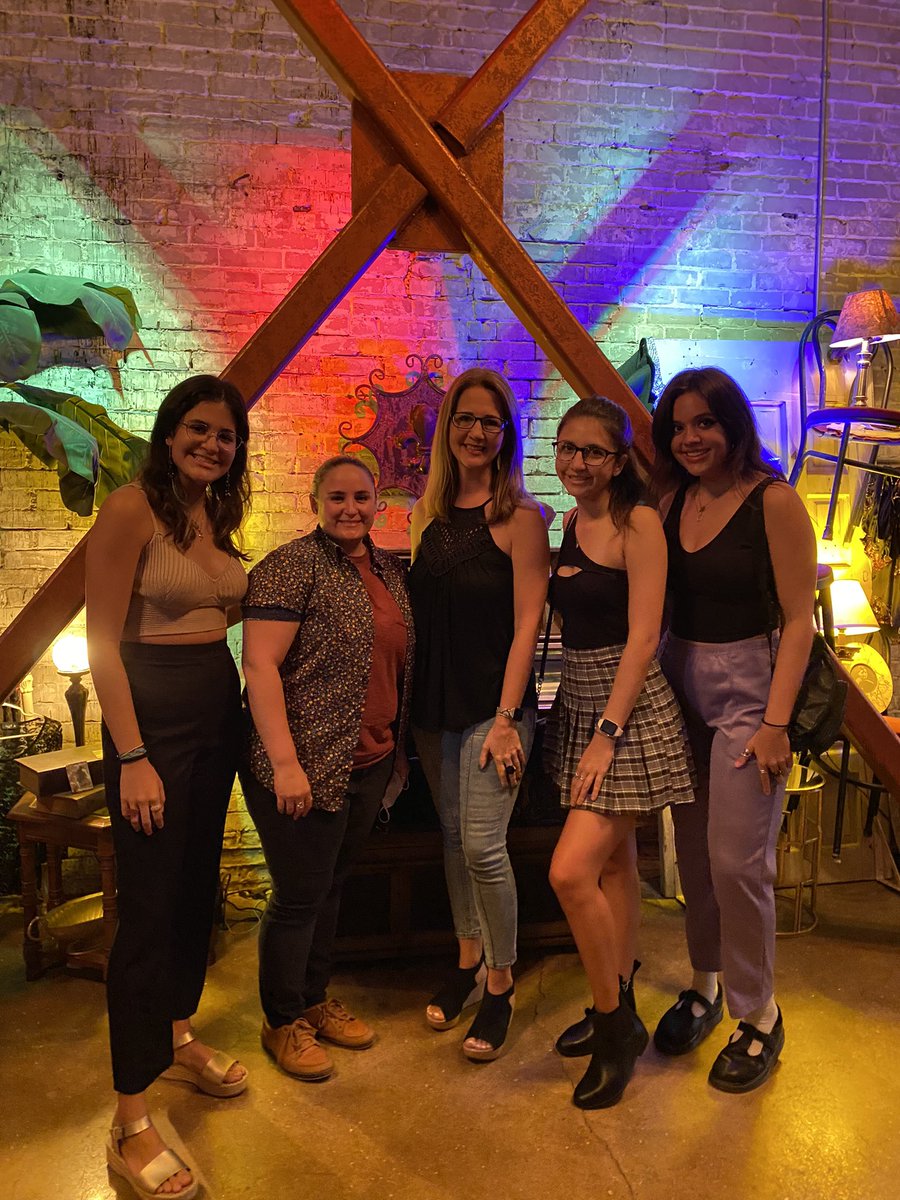 mendi_camacho's tweet photo. Disenchanted! @theaterwestend with the ladies. 🏰 https://t.co/4JlUujxPDk