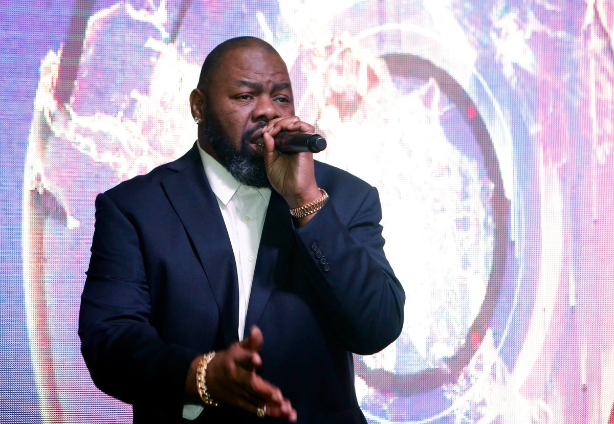 Variety's tweet photo. “It is with profound sadness that we announce, this evening, with his wife Tara by his side, hip hop pioneer Biz Markie peacefully passed away,” his rep Jenni Izumi said in a statement to Rolling Stone. https://t.co/U77khxfkRG https://t.co/5yjrKEJjf9