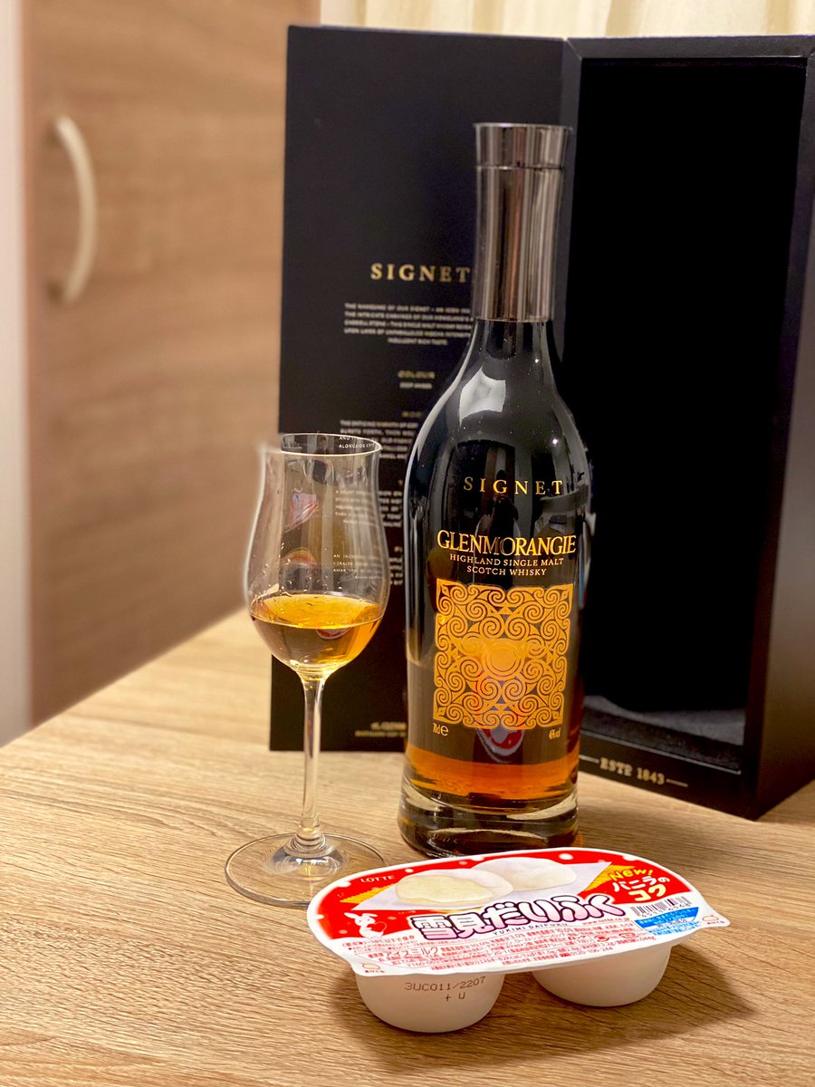 a_firstfill's tweet photo. 界隈のみなさま、ウイスキーおねえさんは首の皮一枚でギリ生きてます

@TheGlenmorangie #SIGNET #TWLC https://t.co/yxOd7p4sRH