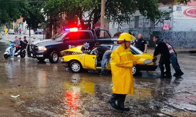 Policía de Guadalajara tweet media