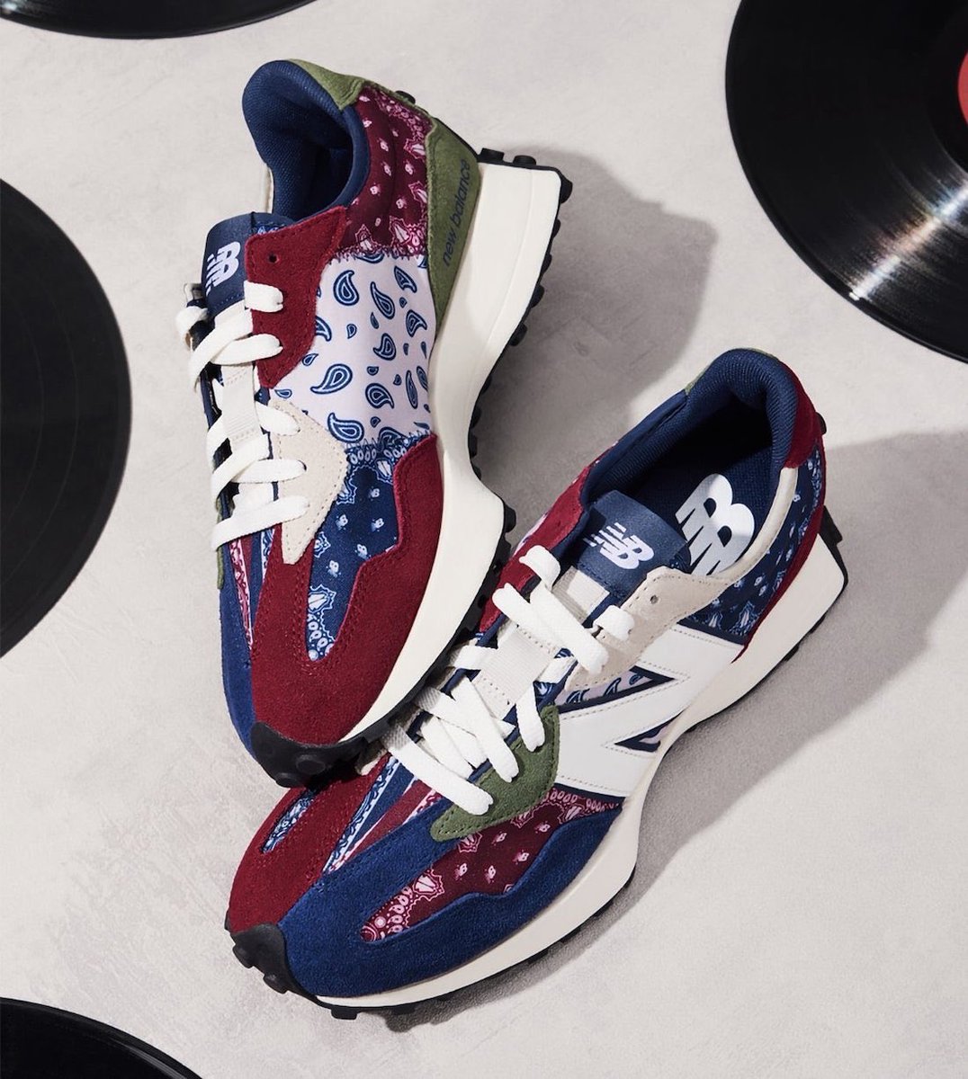 nicekicks's tweet image. New Balance has a brand new “Paisley” 327 pack on the way in. 🔊