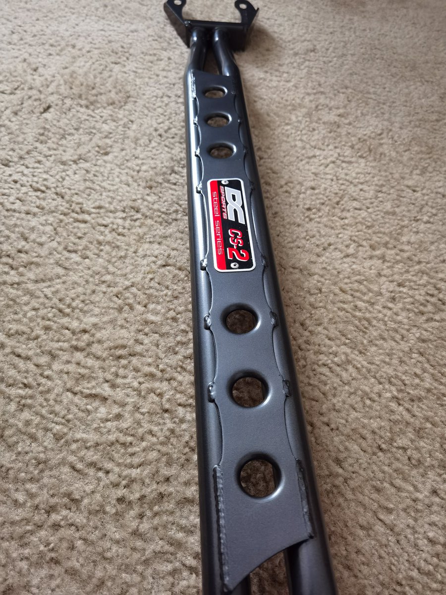 TeamA99E's tweet photo. より多くの部品ともう1つがまもなく到着します。 私のS14で進行中の完全なサスペンション作業🛠

パワーステアリングラックの再構築は簡単な作業ではあり��せん.. 

#TeamA99E | #AnarchyStyle https://t.co/2O1PoF4P3h
