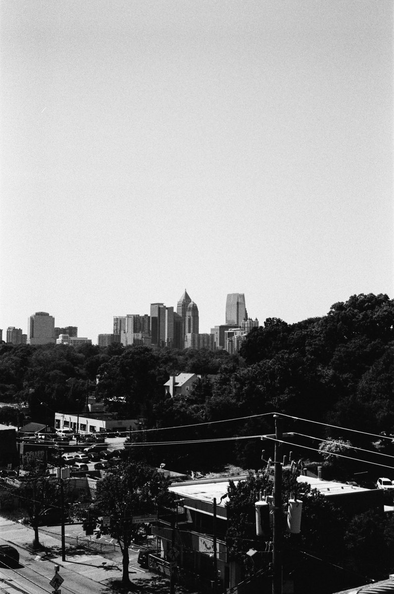 NotKelseySmith's tweet photo. Atlanta in monochrome from a recent roll! #kodak
📷: Leica M6
🎞: Tri X +2 https://t.co/cJkSsD9xnD