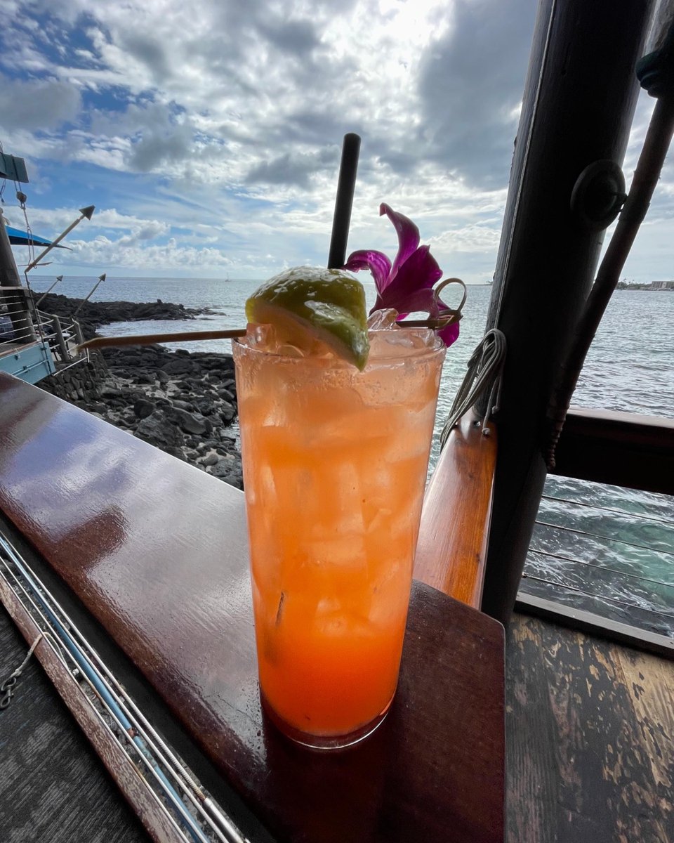 Drinks like this Strawberry Refresher are part of our “Okole Maluna” menu - Our bartenders create a daily special using homemade syrups and liquers!

Every day is different, so be sure to ask what today’s “Okole Maluna” is!!

#hbar #Huggos #Hawaii #OkoleMaluna #Cocktails #vodka