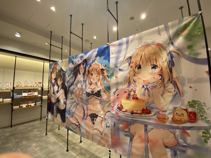 店内の裏側には超特大ポスターもあります!
印刷も綺麗で迫力もすごいのでよかったら見ていってね🤗💕

#かろりぱん祭り 