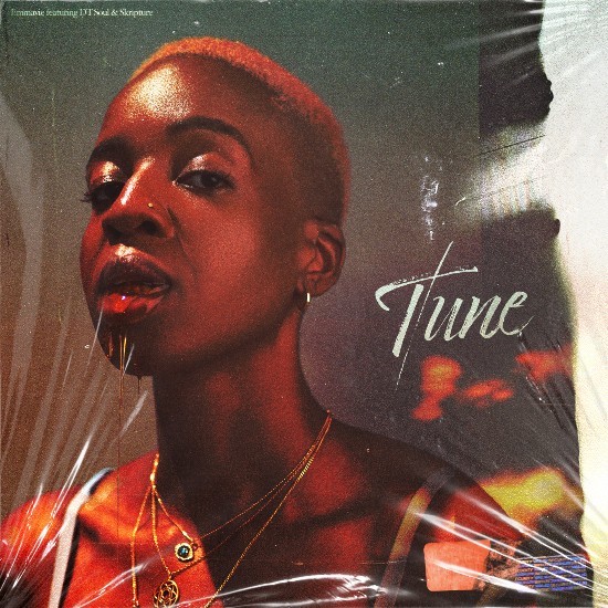 SoulBounce's tweet photo. LISTEN: @EmmavieSXF Teams Up With @DTSoul & @SkriptureSpeaks For A ‘Tune’ 💋 https://t.co/n2G8u2YaDL #Emmavie #DTSoul #Skripture #SoulBounce #music https://t.co/reyG8Qb5Yd