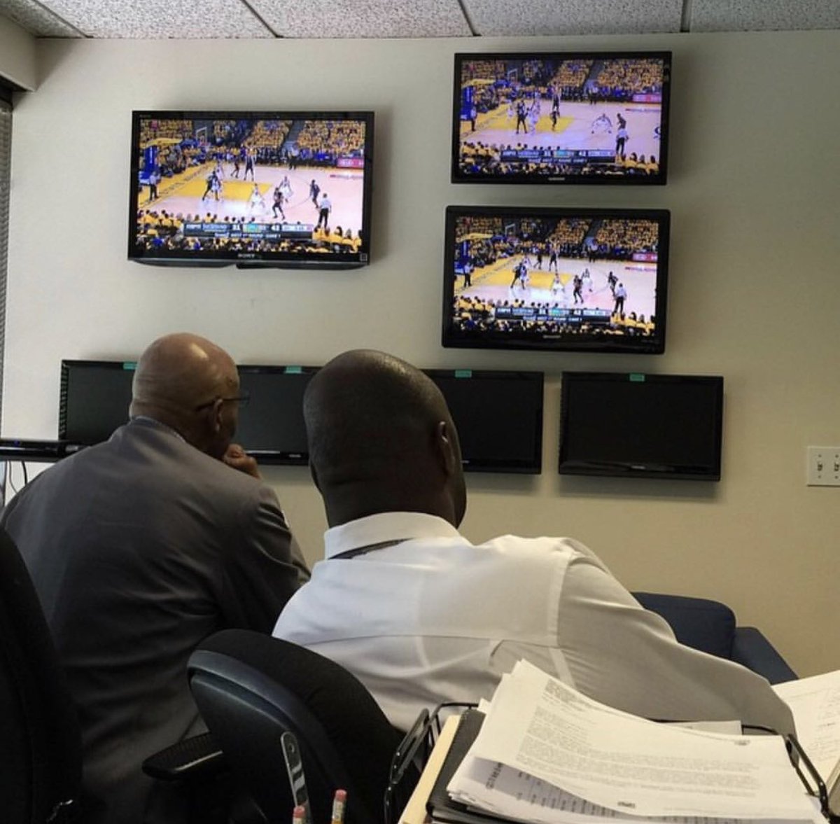 afoyle3131's tweet photo. Five years ago today, we lost a true @Warriors legend. More important than that, we lost a good man. I miss watching games and talking ball with you! #NateThurmond https://t.co/6hpPLdvZiv