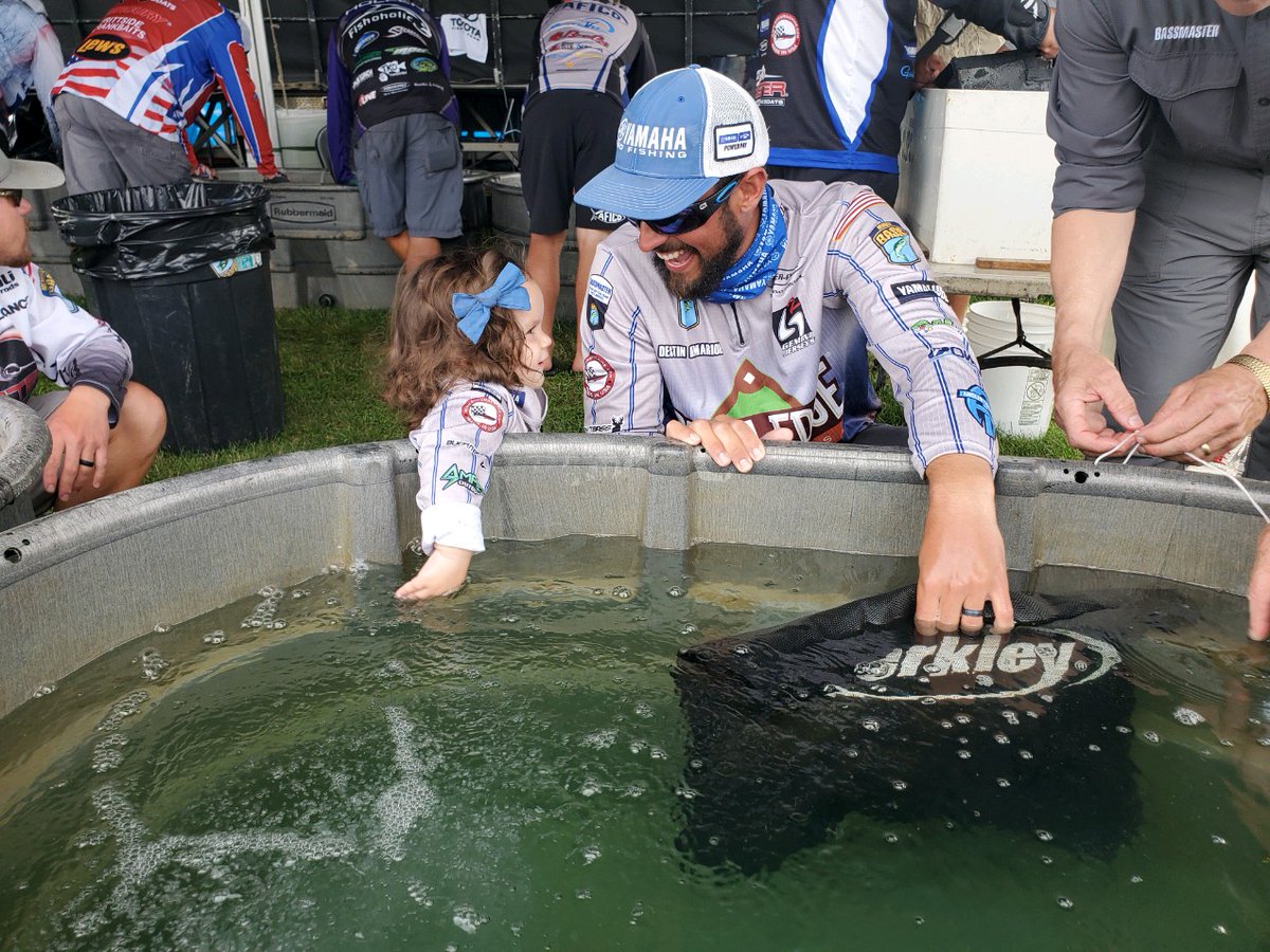 That's officially a wrap on the 2021 Bassmaster Elite Series season.  It was definitely a tougher year, but hard lessons are always the most valuable to me.  Love this sport, but look forward to some much needed down time this coming week.

#BASSElite #Bassmaster #girldad