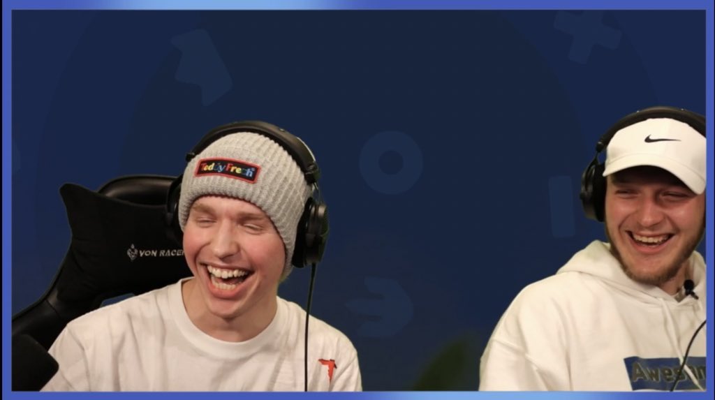 possamdude's tweet image. Boomer and Sam have met up!!! 🐸👀 just look at those smiles!!!