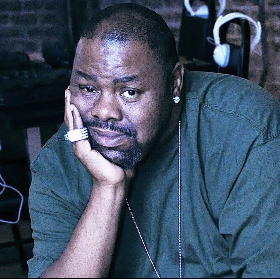 MsFoxii_Brown's tweet photo. 🕊 #BizMarkie https://t.co/4s5AJGzOjE