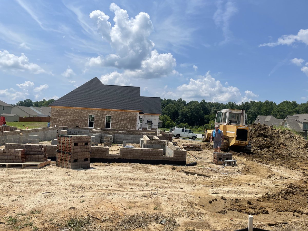 Busy day today at Mozingohome. Both of these homes are sold. 💰💰