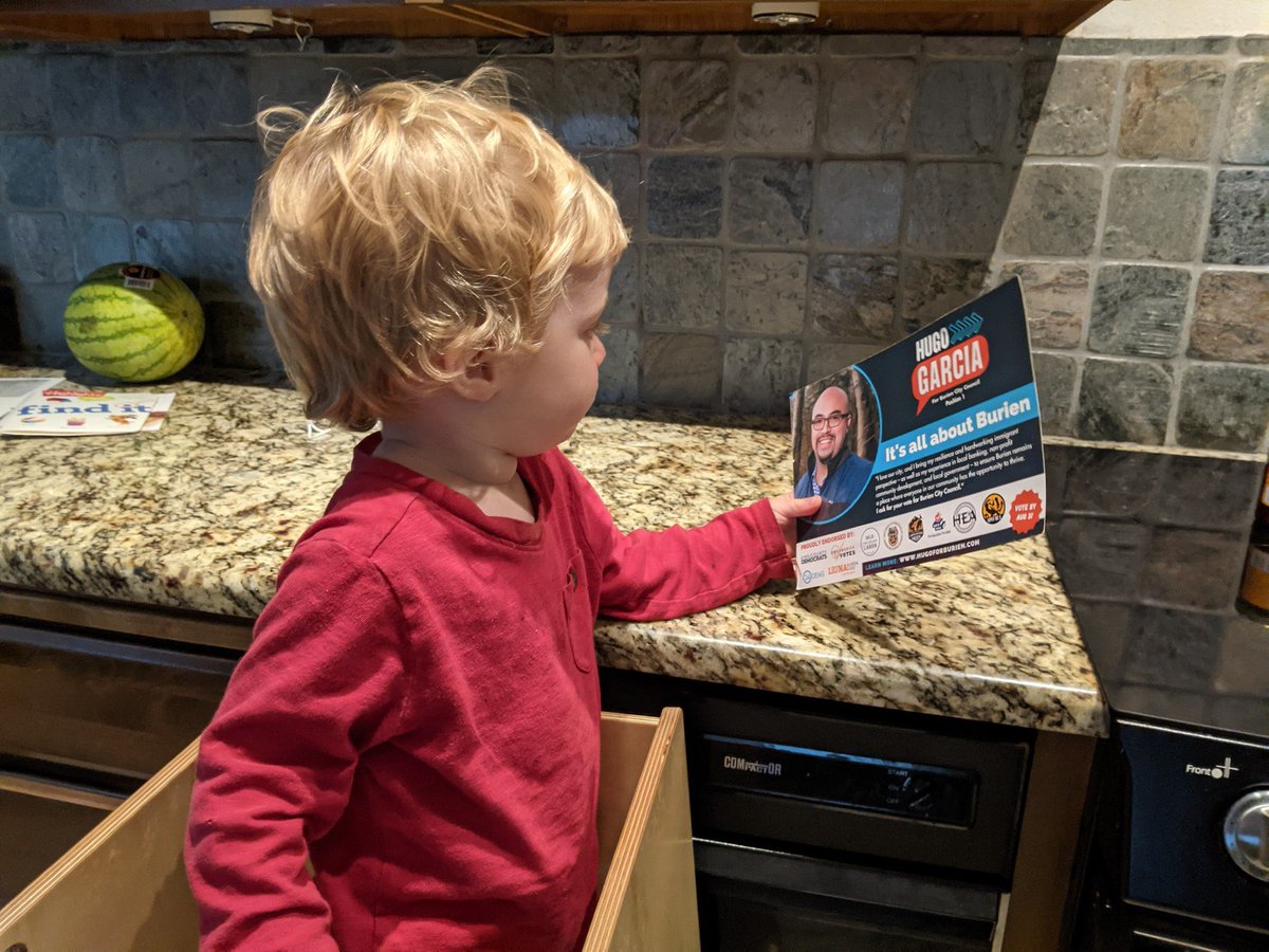 CMHugoGarcia's tweet photo. Getting texts and DMs from voters in Burien who got their Ballots and Mailers today is Great for the Spirit!
This one from a really young kid showing his approval is my favorite; cause we know how honest kids are! #HugoForBurien #Burien #August3rdPrimary #BallotsAreHere https://t.co/8PV3LaNfNb
