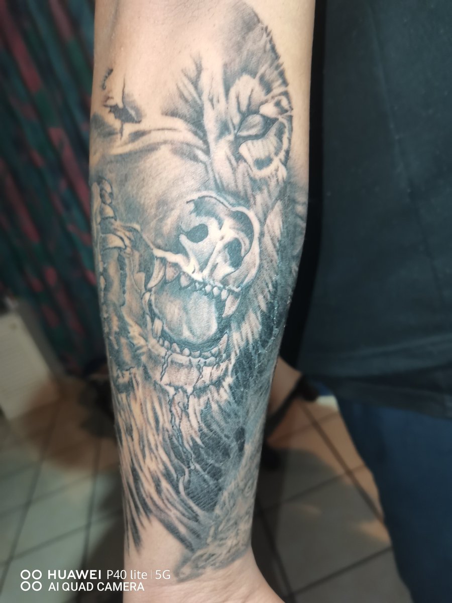 stormstacey's tweet photo. Been a while but new ink always feels good☺️
#INK #Wolfpack #tattoo #wolfgang #tattoodesign https://t.co/jTYc0jR8G1