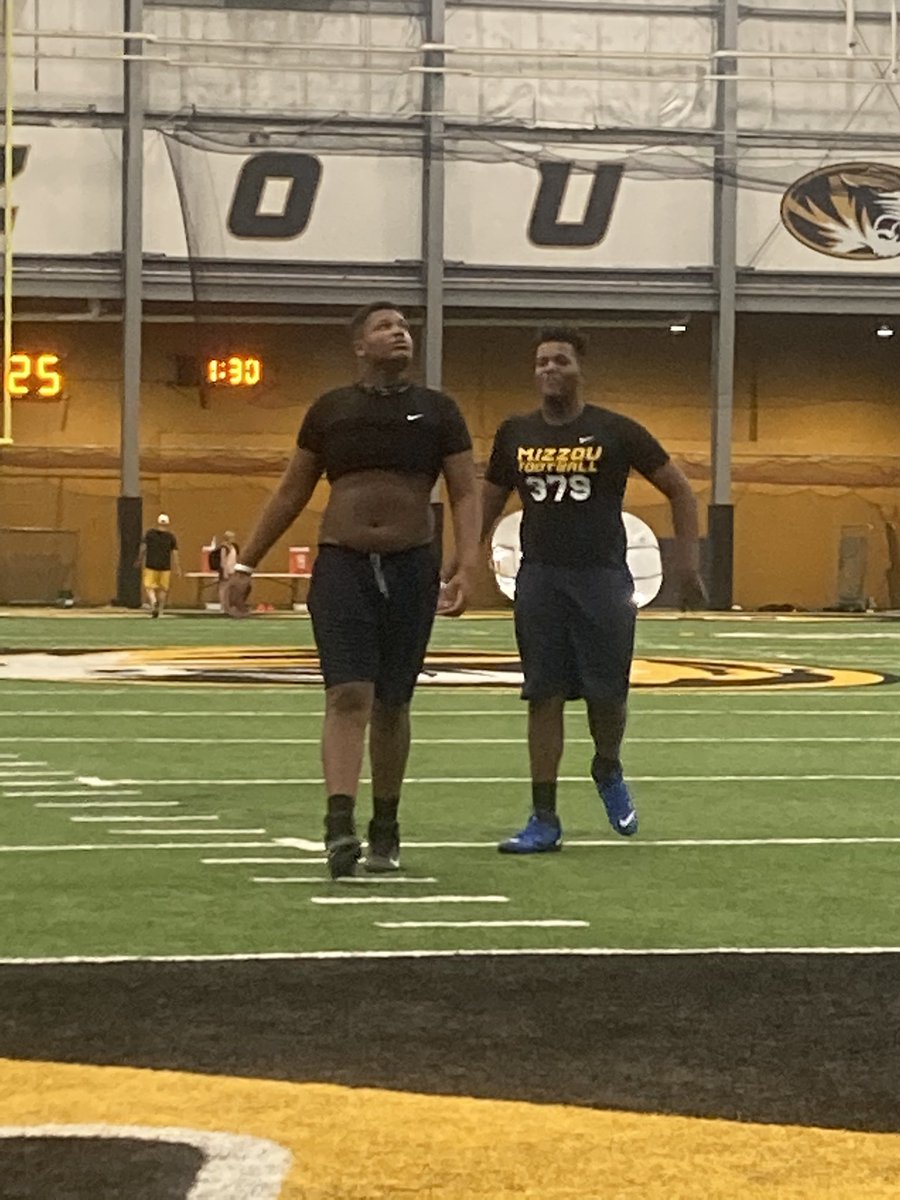 ShaneJamison8's tweet image. Me in my bro at mizzou camp💪🏾