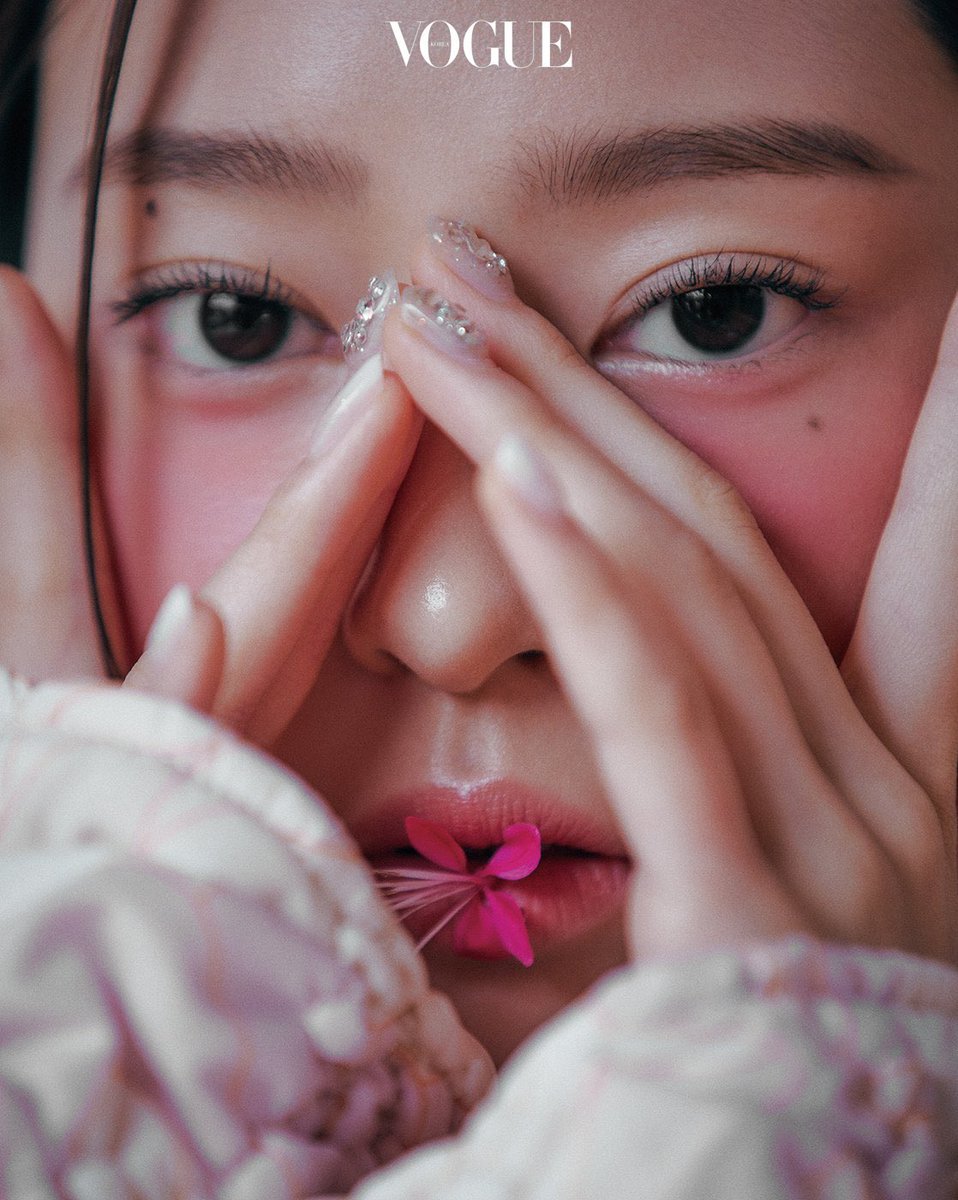 all about kim minju tweet media