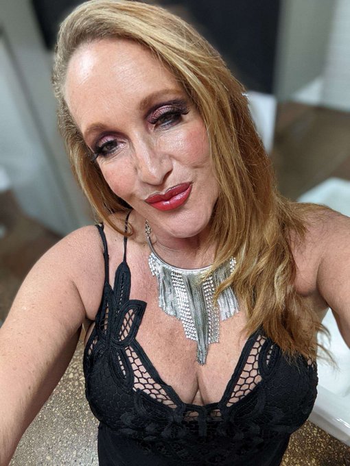 I think I will just go with a little freak tonight!!!😘#milfin #hotmilf #hotwife #swingersparty   My first<a href="/tag/hotwife"class="tags"><span>#hotwife</span></a><a href="/tag/swingersparty"class="tags"><span>#swingersparty</span></a><a href="/tag/hotmilf"class="tags"><span>#hotmilf</span></a><a href="/tag/milfin"class="tags"><span>#milfin</span></a>